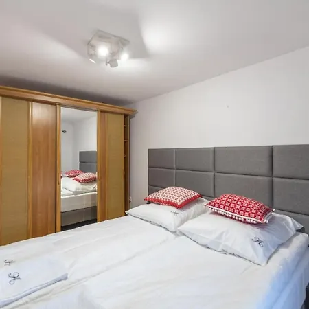 Apartman Apartamenty Przy Stoku Ladek Zdroj